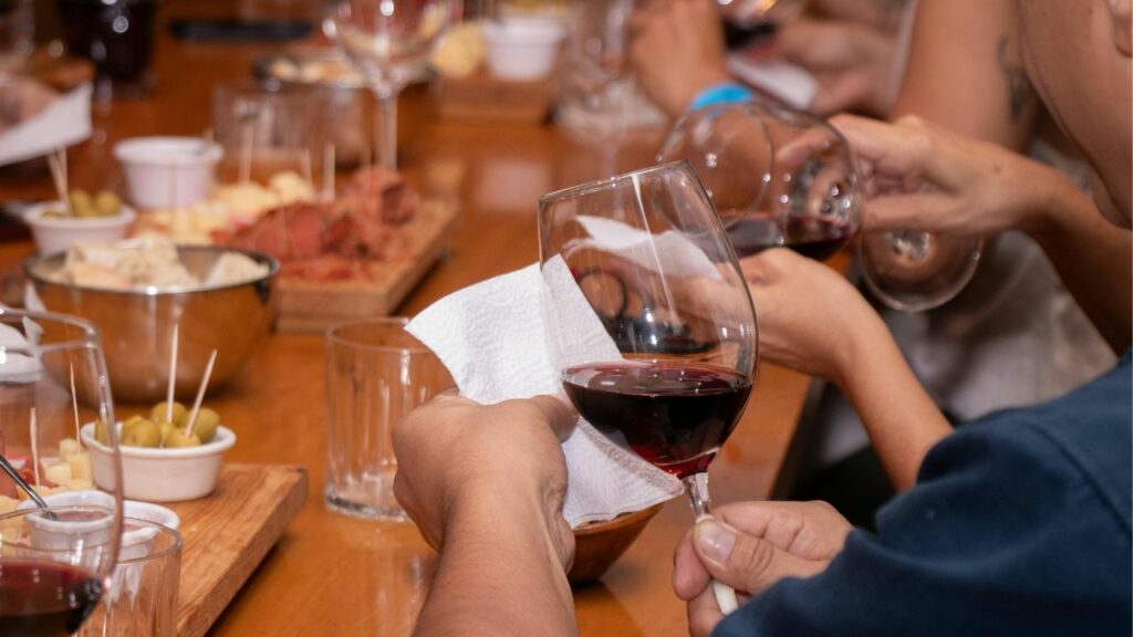 Sommelier à domicile, vente de vin, atelier dégustation œnologique