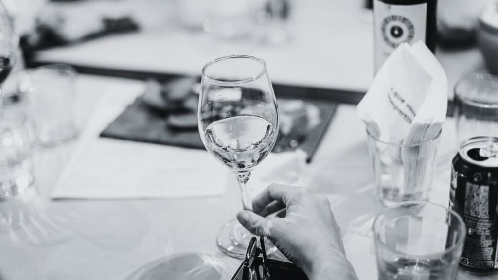 Sommelier à domicile, vente de vin, atelier dégustation œnologique